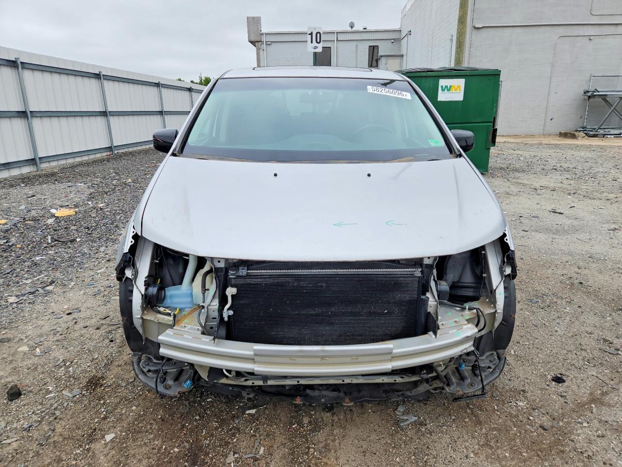 2012 Honda Odyssey Exl Silver vin: 5FNRL5H63CB069890