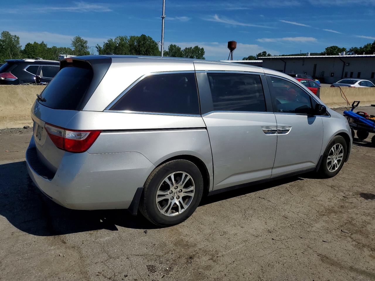 2012 Honda Odyssey Exl Silver vin: 5FNRL5H63CB121101
