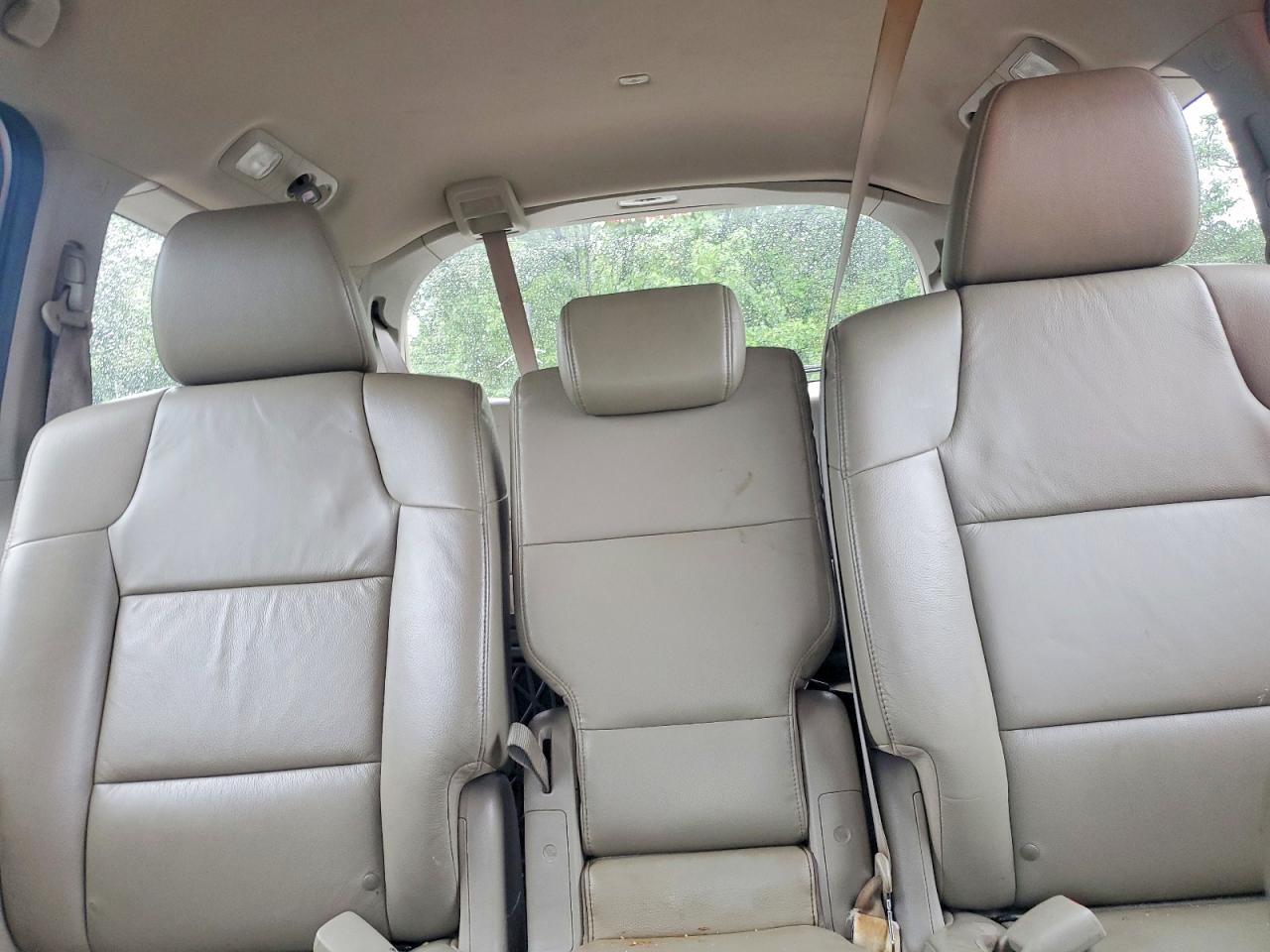2012 Honda Odyssey Exl White vin: 5FNRL5H63CB134057