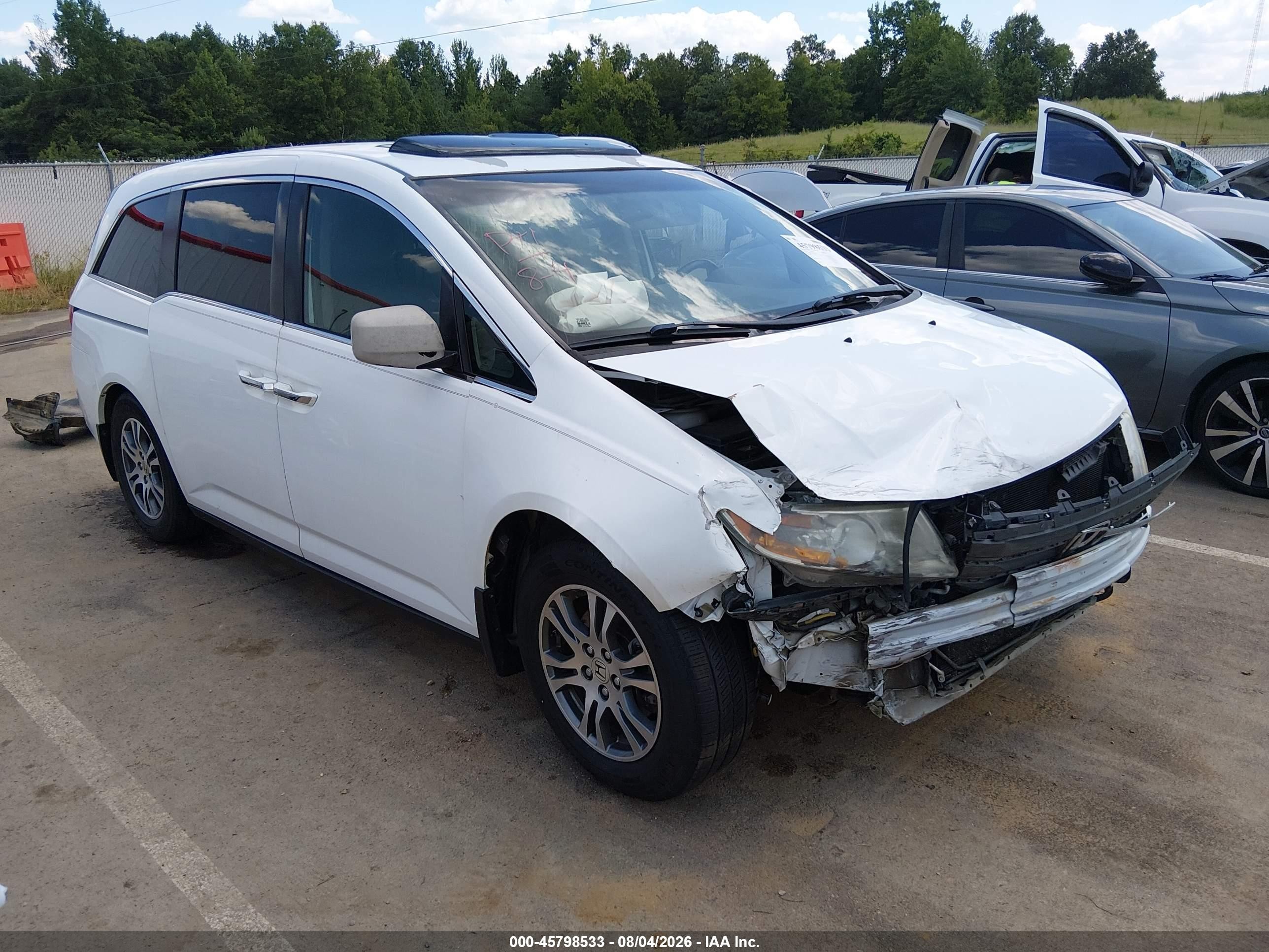 2013 Honda Odyssey Ex-l White vin: 5FNRL5H63DB037491