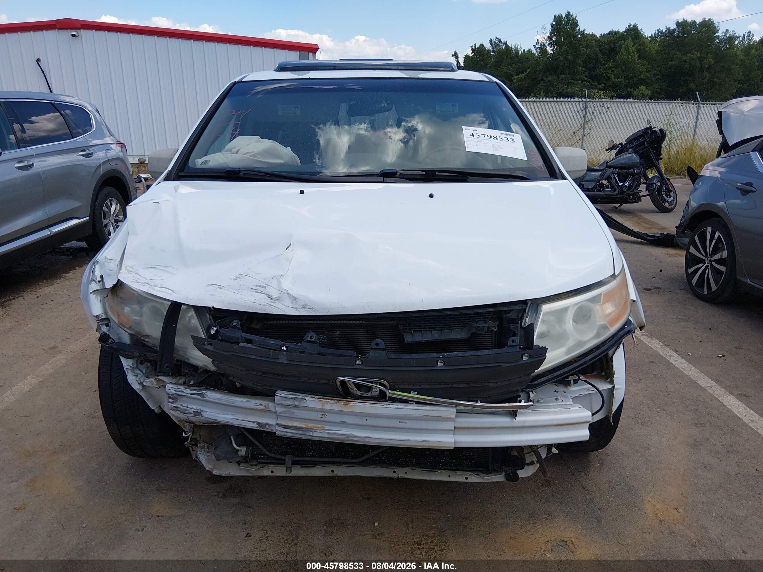 2013 Honda Odyssey Ex-l White vin: 5FNRL5H63DB037491