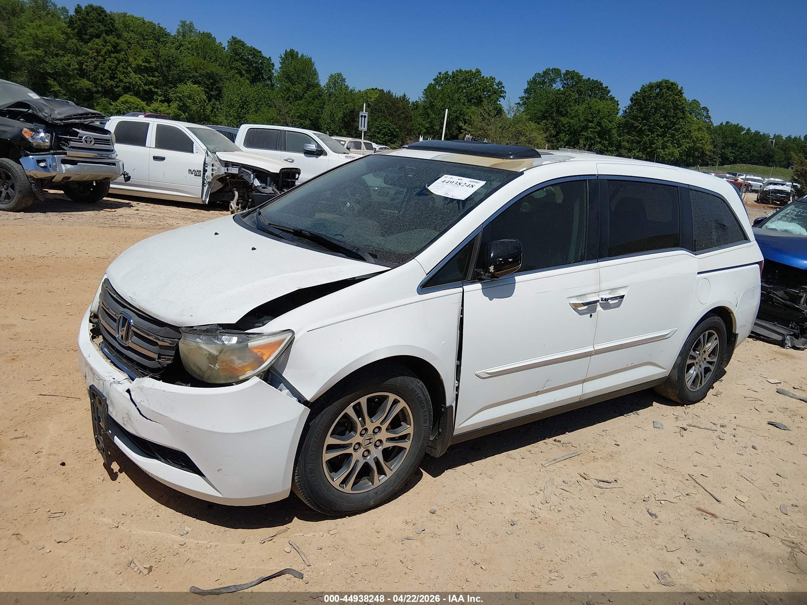 2013 Honda Odyssey Ex-l White vin: 5FNRL5H63DB053934