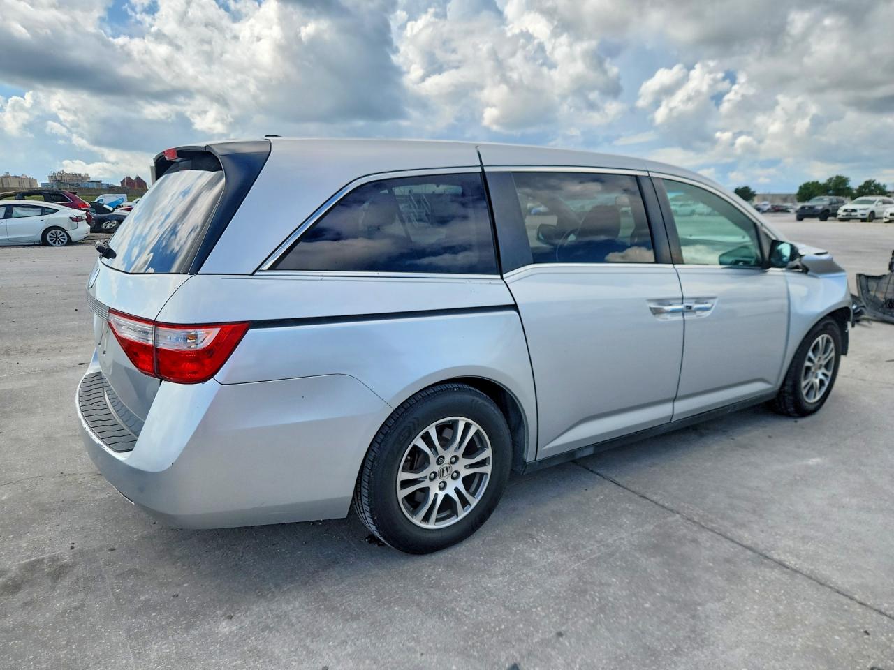 2013 Honda Odyssey Exl Silver vin: 5FNRL5H63DB060690