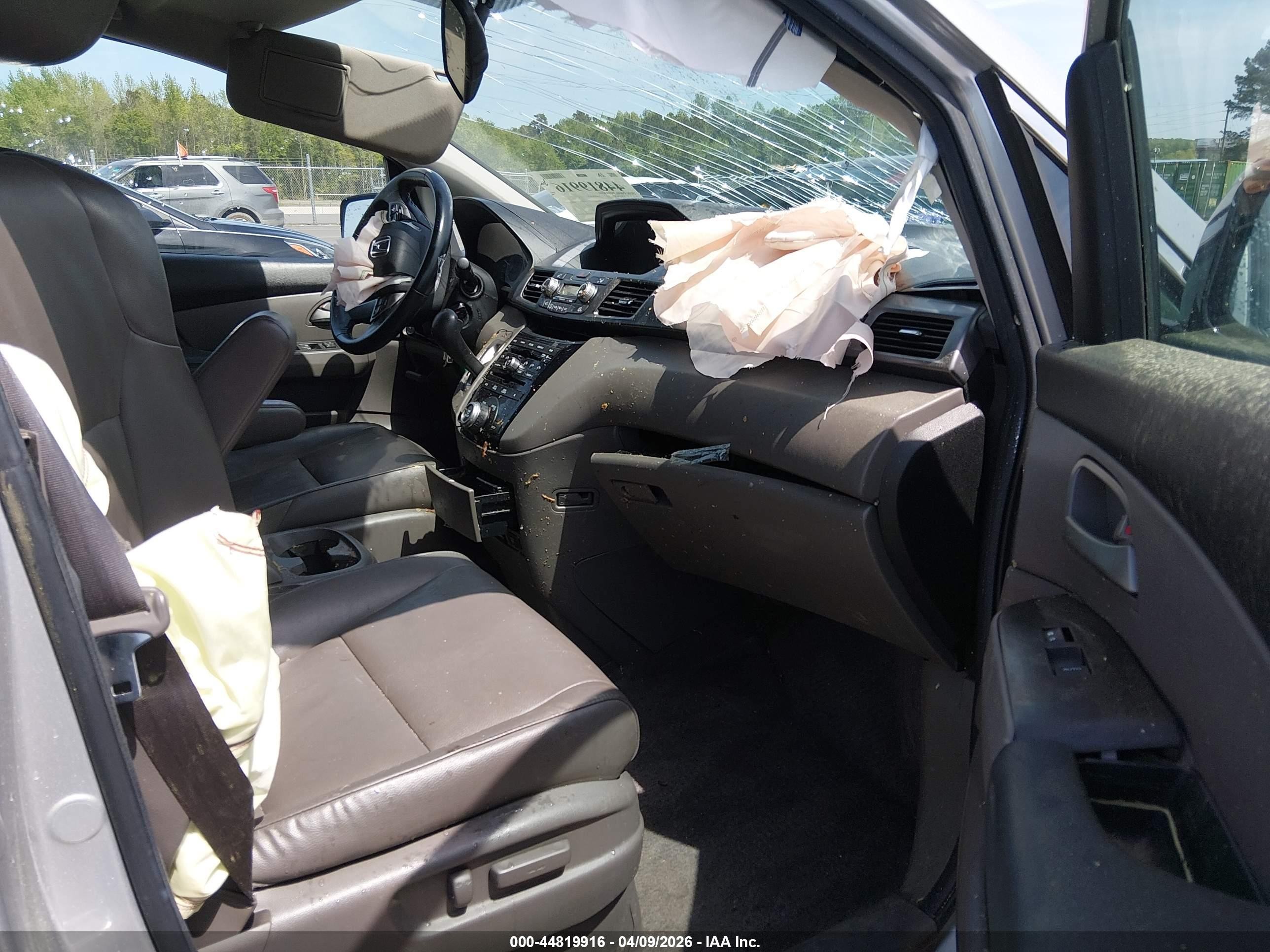 2013 Honda Odyssey Ex-l Silver vin: 5FNRL5H63DB067154