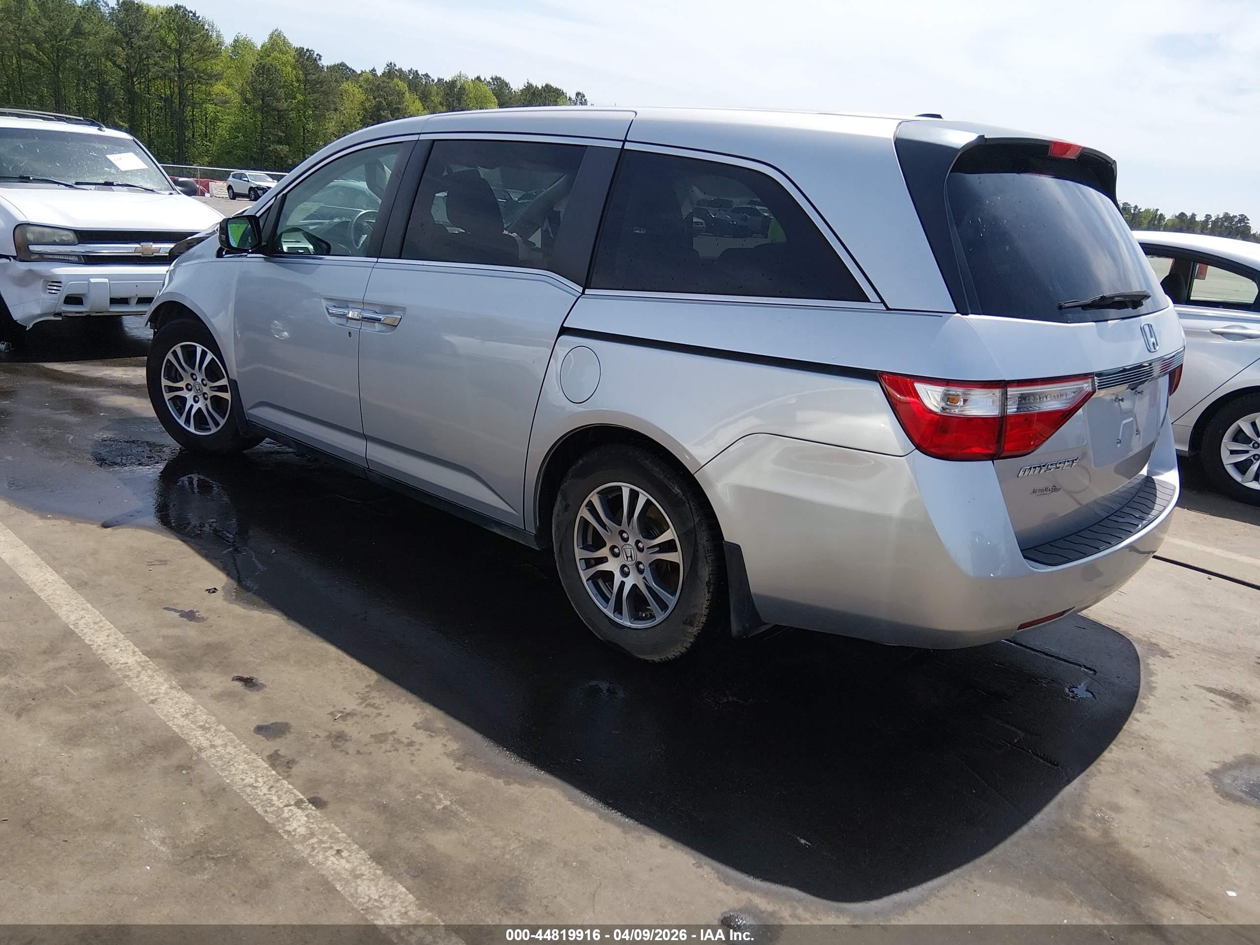 2013 Honda Odyssey Ex-l Silver vin: 5FNRL5H63DB067154