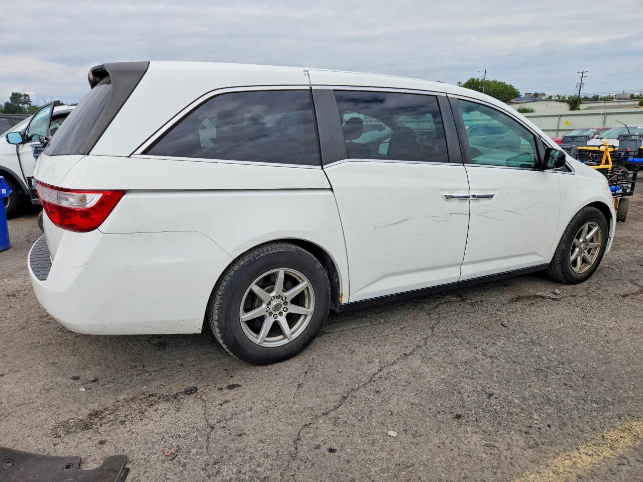2013 Honda Odyssey Exl White vin: 5FNRL5H63DB086934