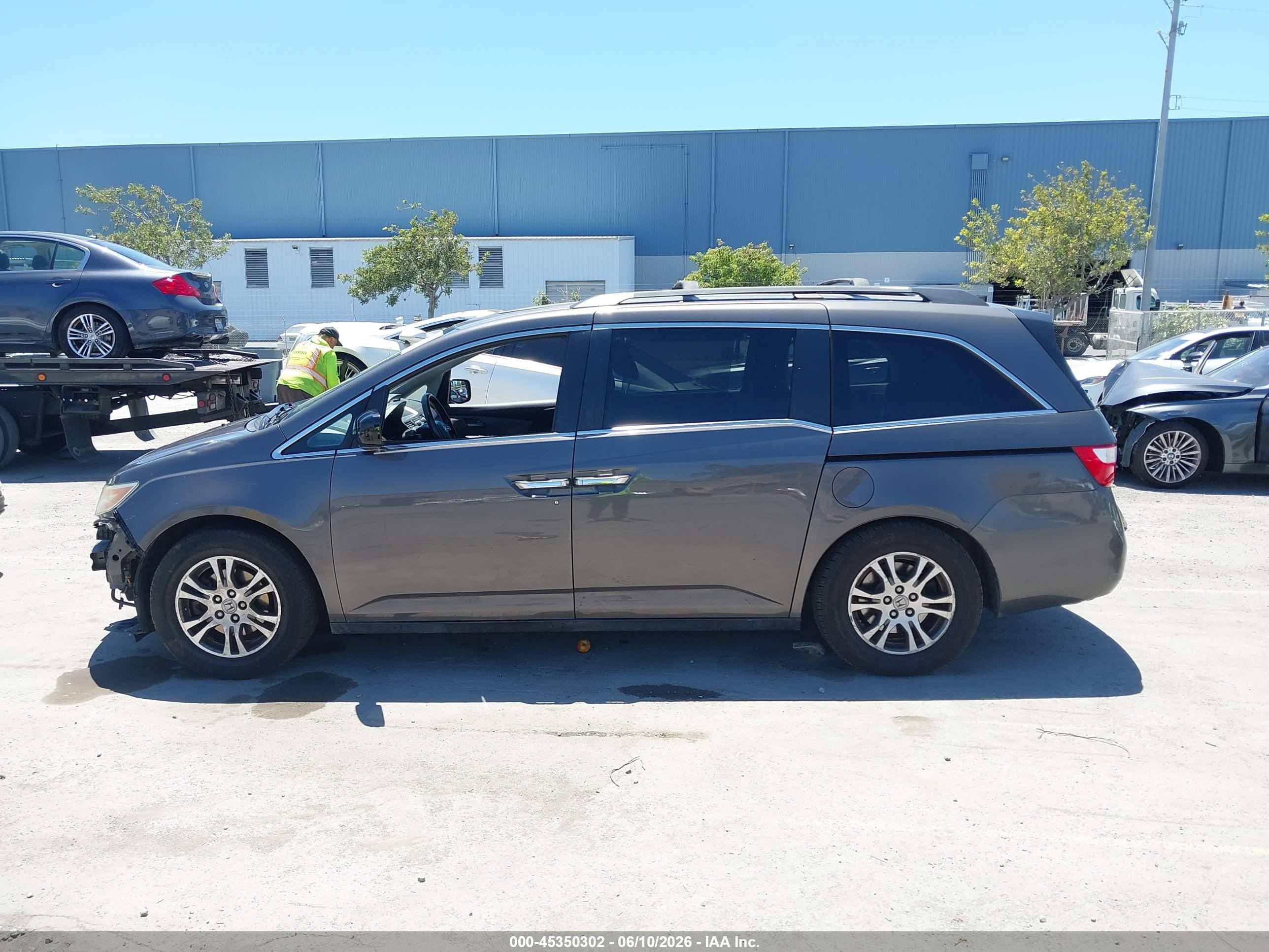 2013 Honda Odyssey Ex-l Gray vin: 5FNRL5H63DB091079