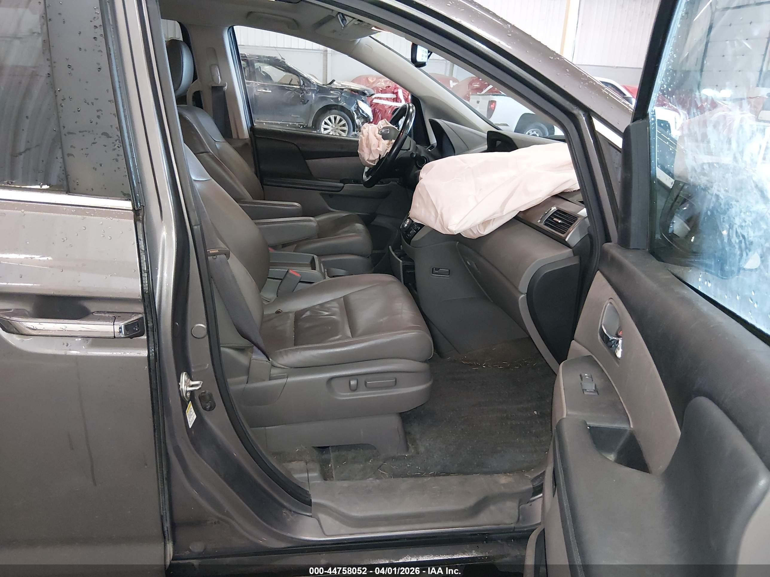 2014 Honda Odyssey Ex-l Gray vin: 5FNRL5H63EB068130