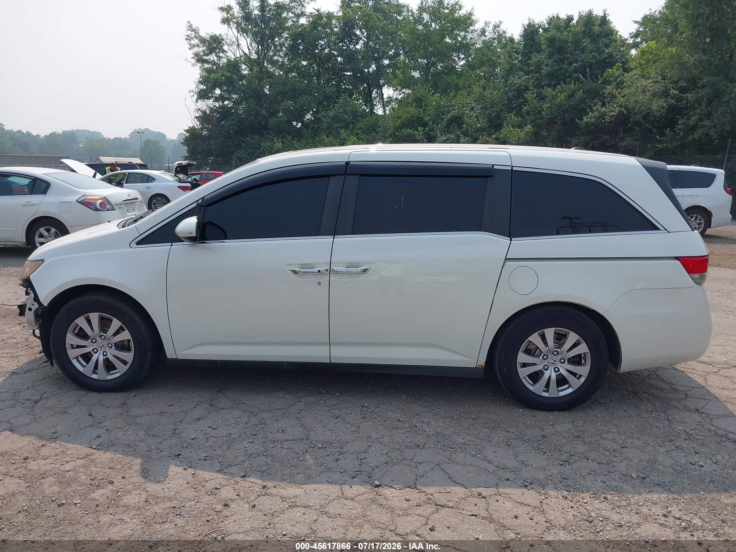 2014 Honda Odyssey Ex-l White vin: 5FNRL5H63EB080987