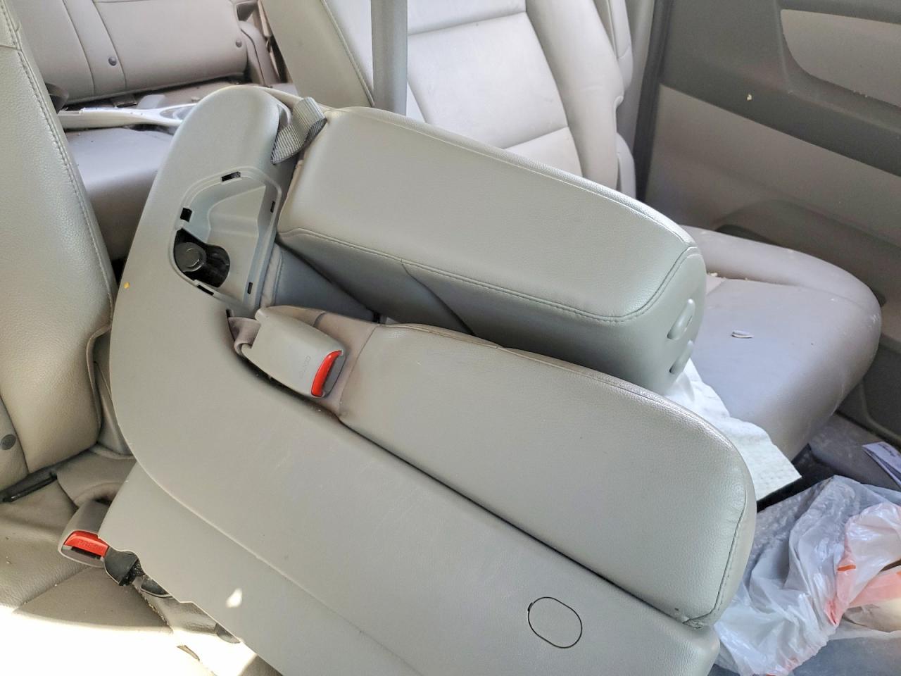 2014 Honda Odyssey Exl Gray vin: 5FNRL5H63EB084117