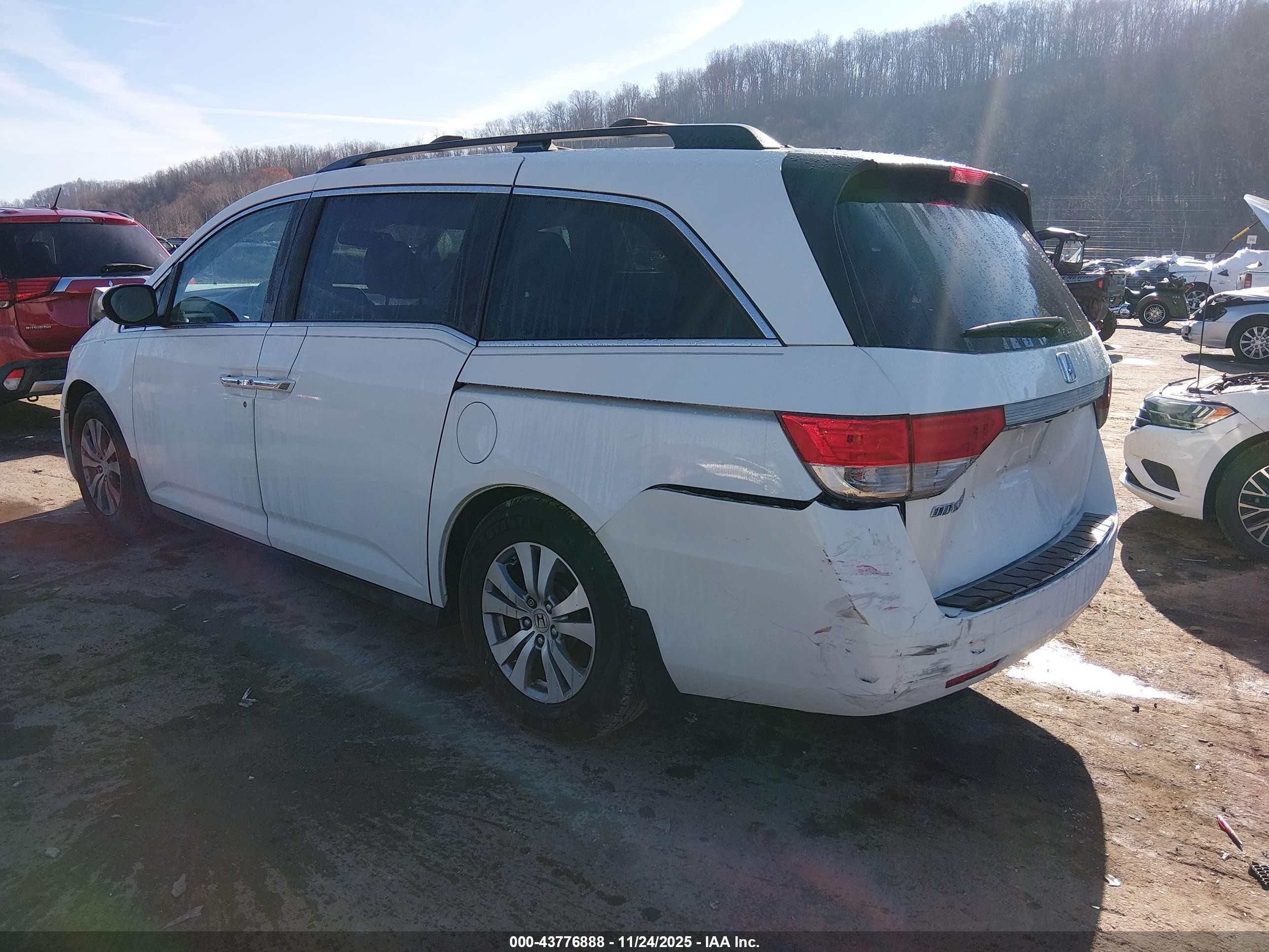 2014 Honda Odyssey Ex-l White vin: 5FNRL5H63EB122249