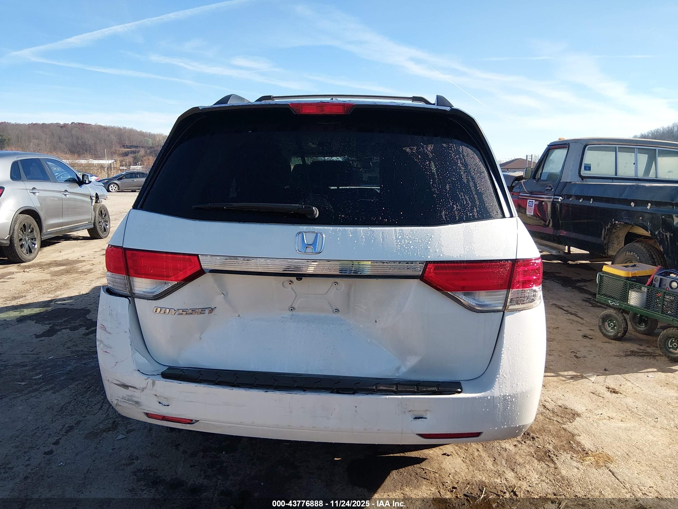 2014 Honda Odyssey Ex-l White vin: 5FNRL5H63EB122249