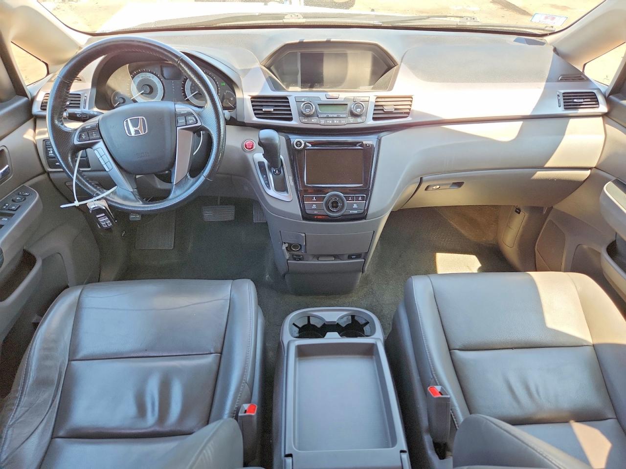 2014 Honda Odyssey Exl White vin: 5FNRL5H63EB124003