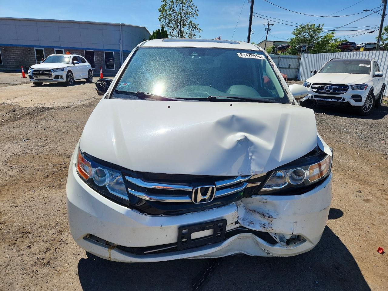 2014 Honda Odyssey Exl White vin: 5FNRL5H63EB124003