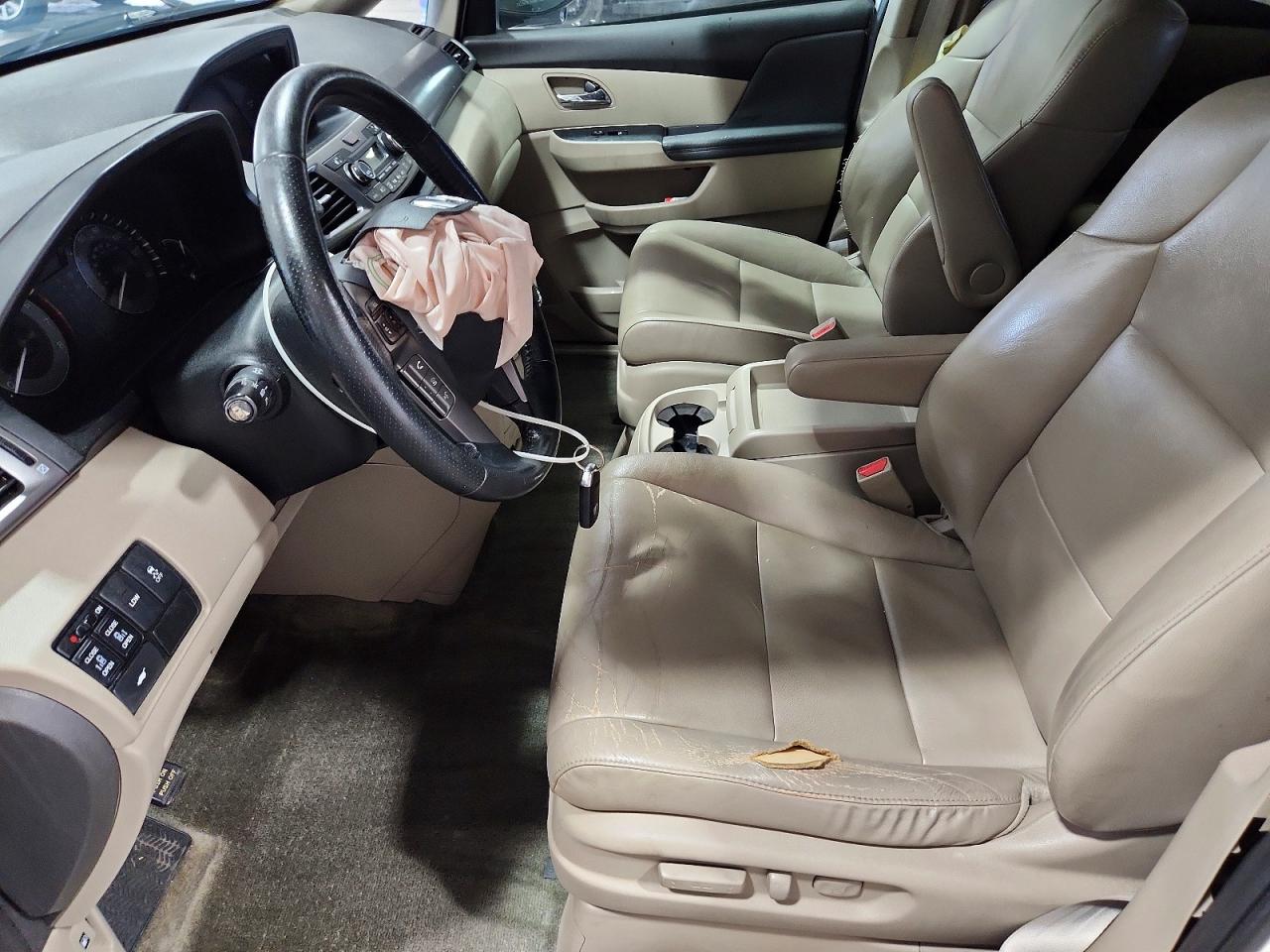 2014 Honda Odyssey Exl White vin: 5FNRL5H63EB130867