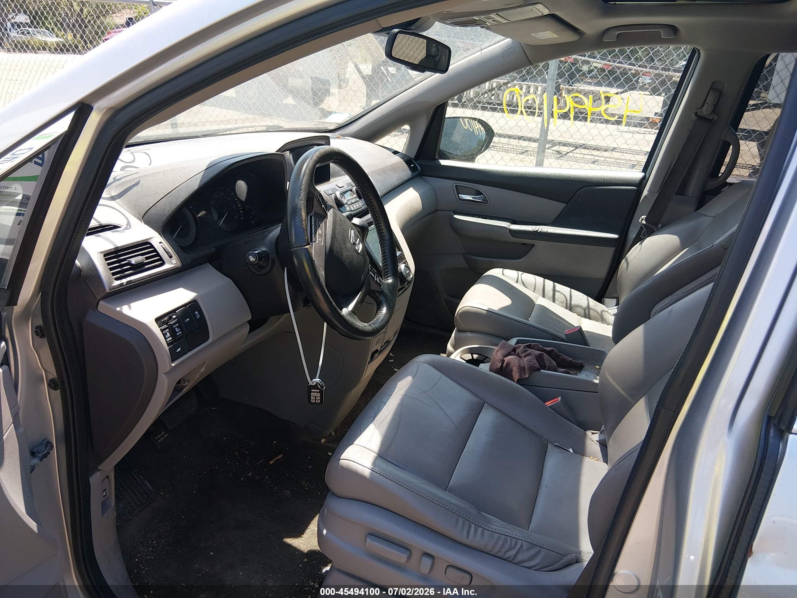 2014 Honda Odyssey Ex-l Silver vin: 5FNRL5H63EB138466