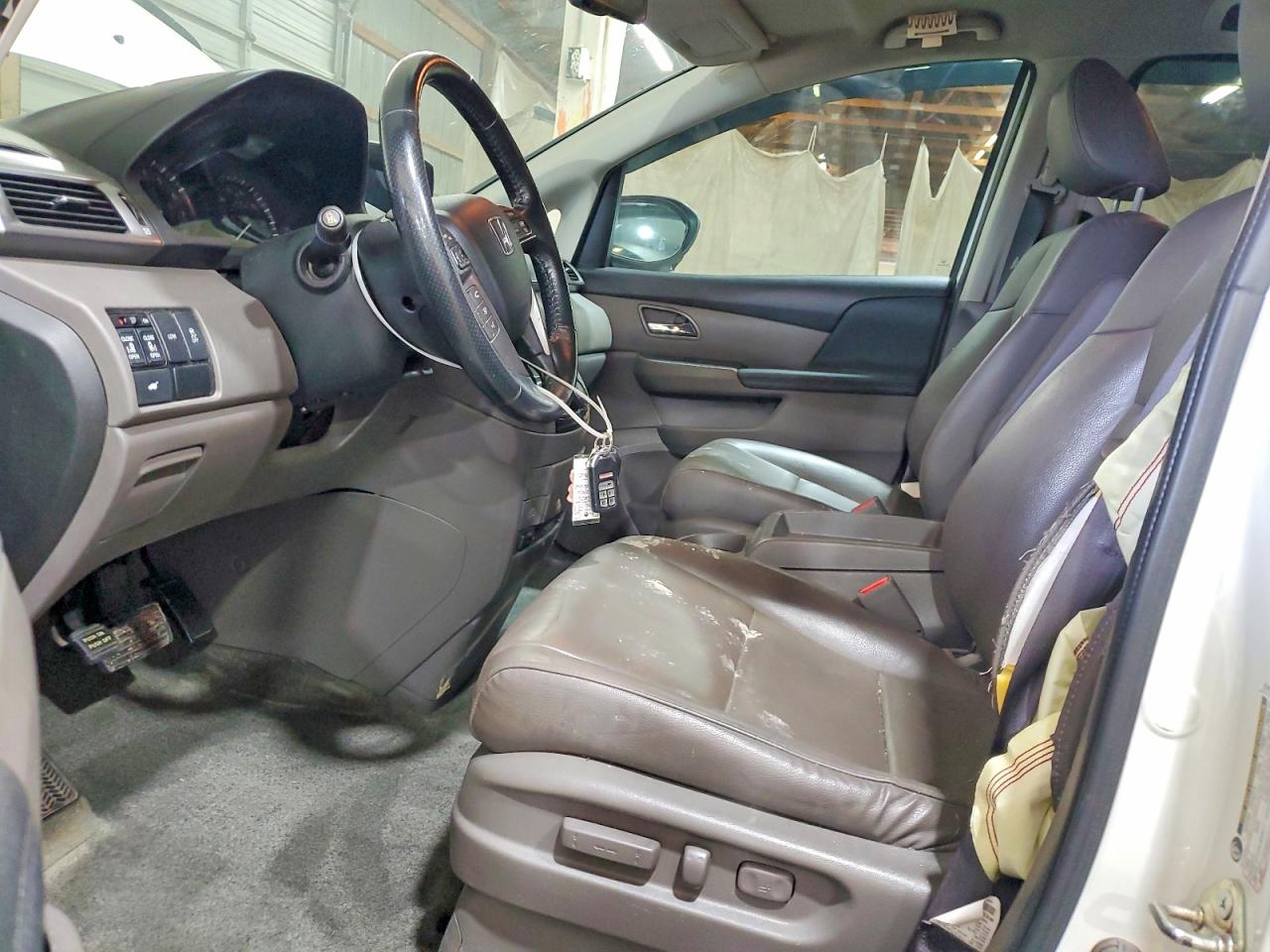 2015 Honda Odyssey Exl White vin: 5FNRL5H63FB040555