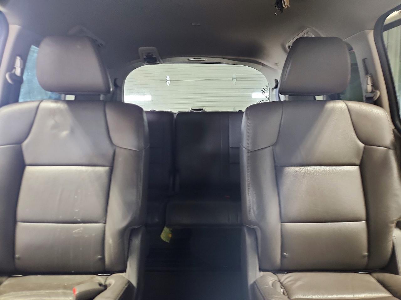 2015 Honda Odyssey Exl White vin: 5FNRL5H63FB061910