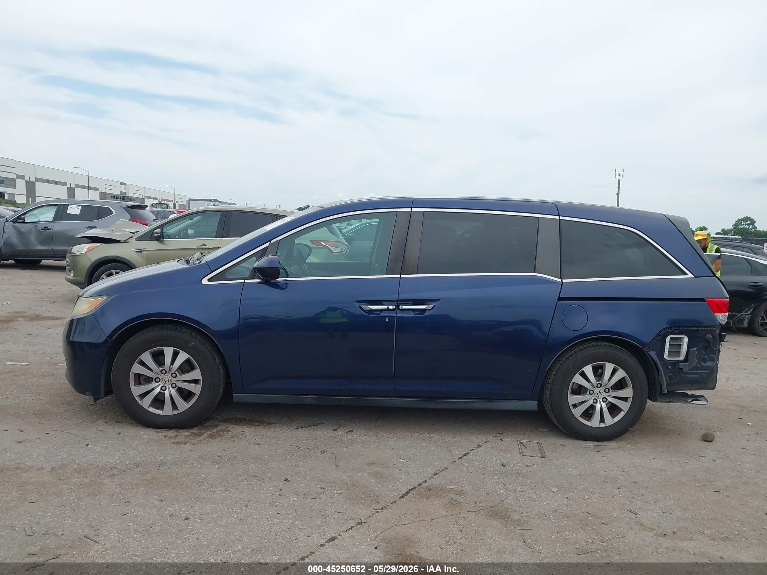 2015 Honda Odyssey Ex-l Blue vin: 5FNRL5H63FB080375