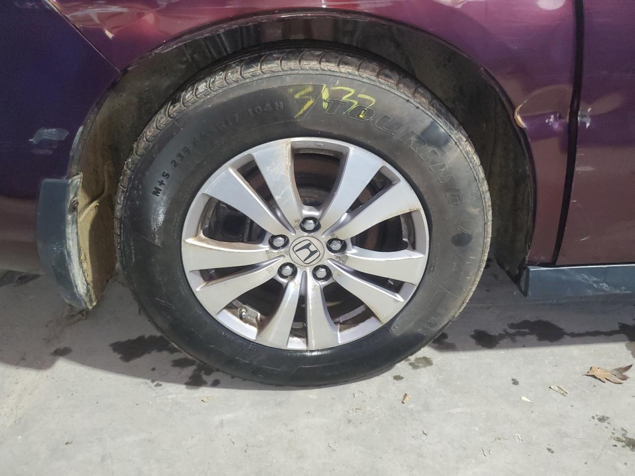 2015 Honda Odyssey Exl Maroon vin: 5FNRL5H63FB087598 Damage: Right Rear Wheel, Curb Rash, > 12 Inches