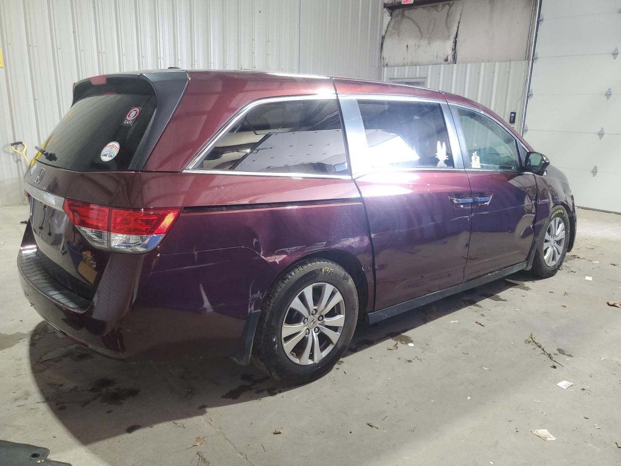2015 Honda Odyssey Exl Maroon vin: 5FNRL5H63FB087598 Damage: Right Front Tire, Worn, Replacement Required