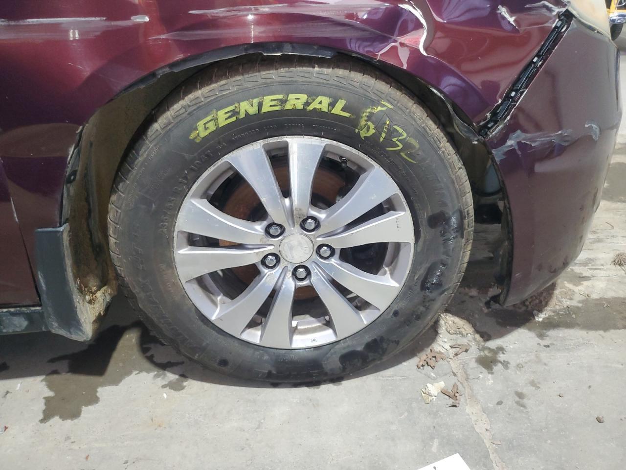 2015 Honda Odyssey Exl Maroon vin: 5FNRL5H63FB087598 Damage: Right Front Wheel, Curb Rash, > 12 Inches