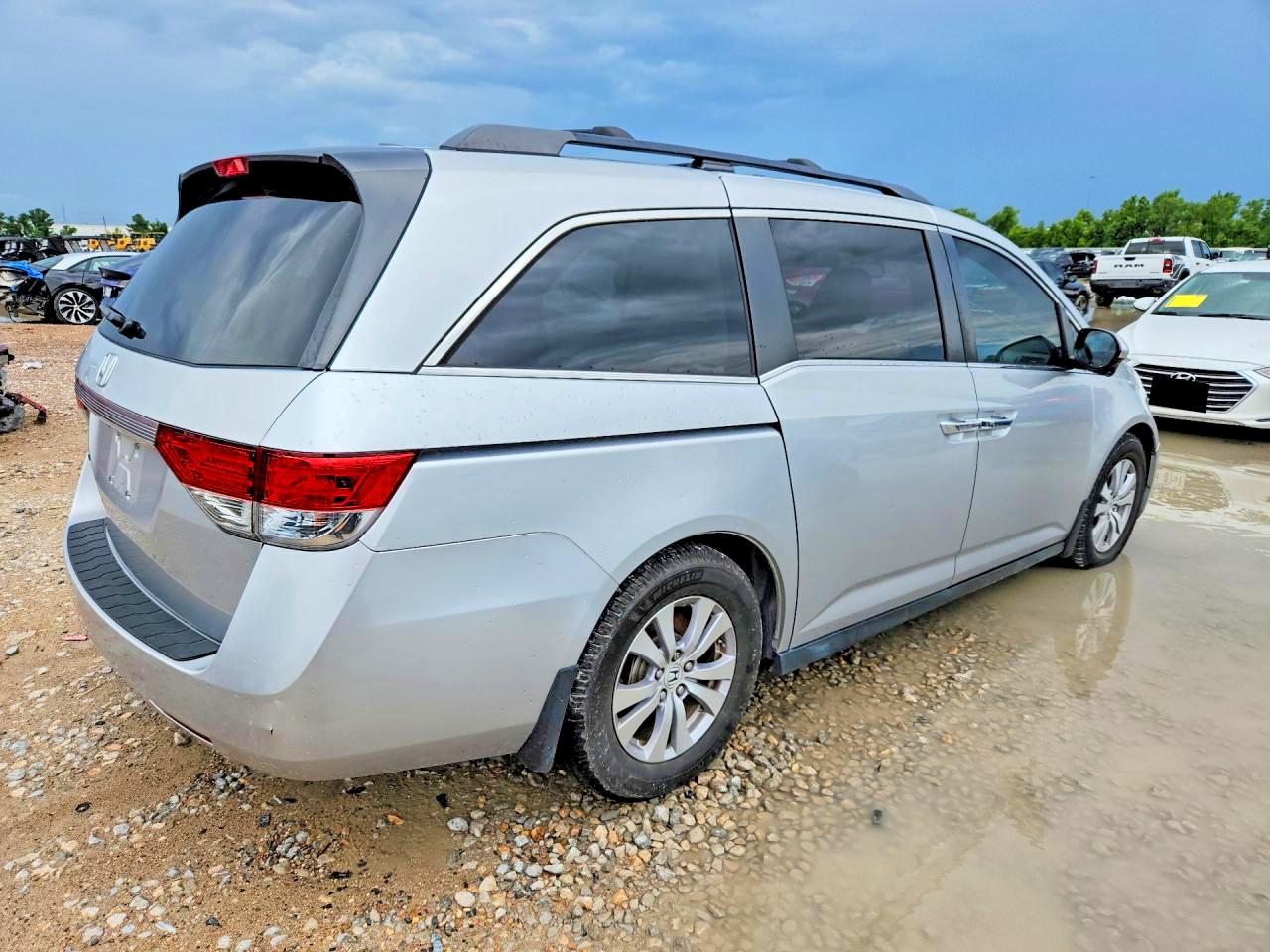 2015 Honda Odyssey Exl Silver vin: 5FNRL5H63FB097709