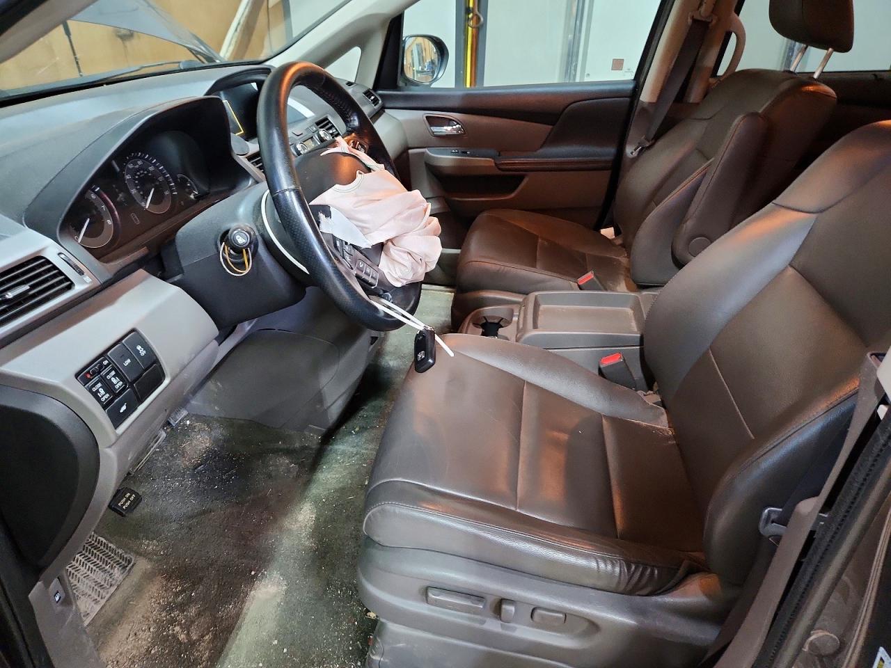 2015 Honda Odyssey Exl Серый vin: 5FNRL5H63FB103007