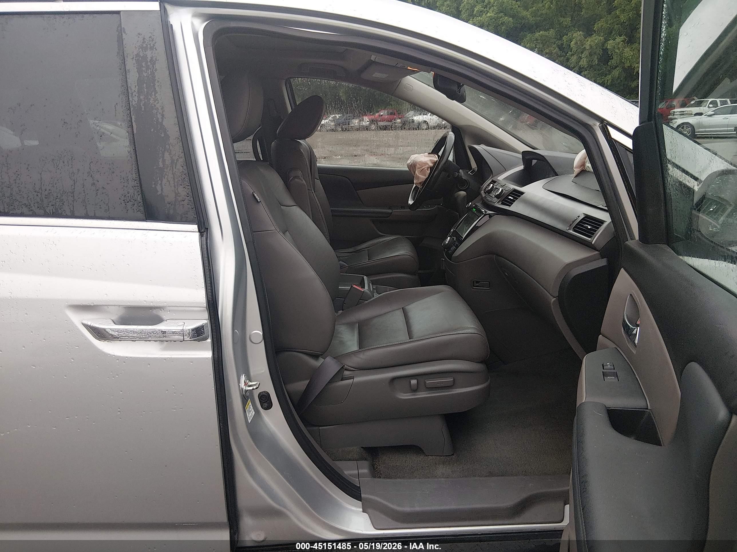 2015 Honda Odyssey Ex-l Silver vin: 5FNRL5H63FB113665