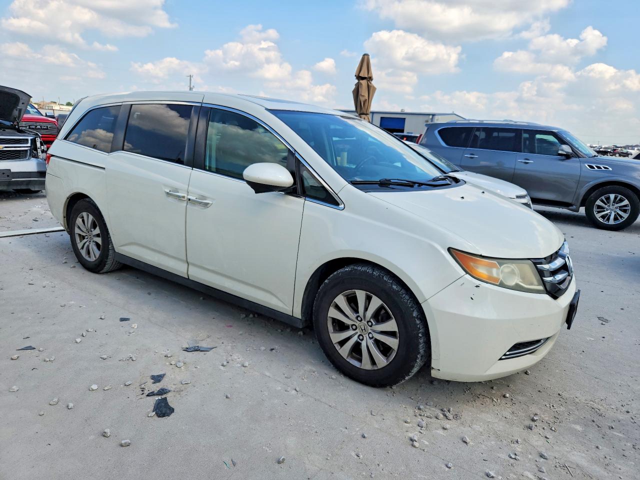 2015 Honda Odyssey Exl White vin: 5FNRL5H63FB124486