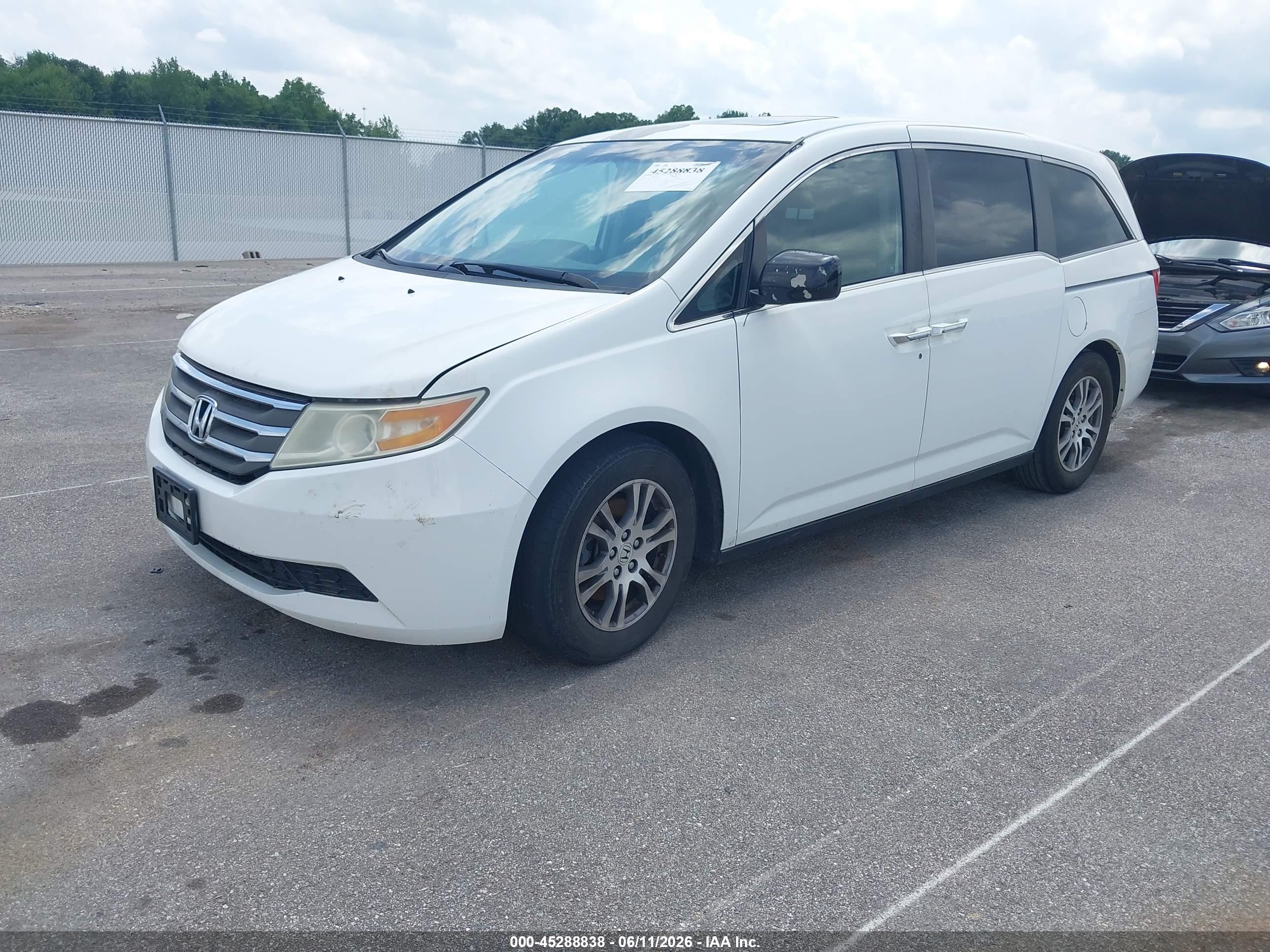 2011 Honda Odyssey Ex-l White vin: 5FNRL5H64BB001080