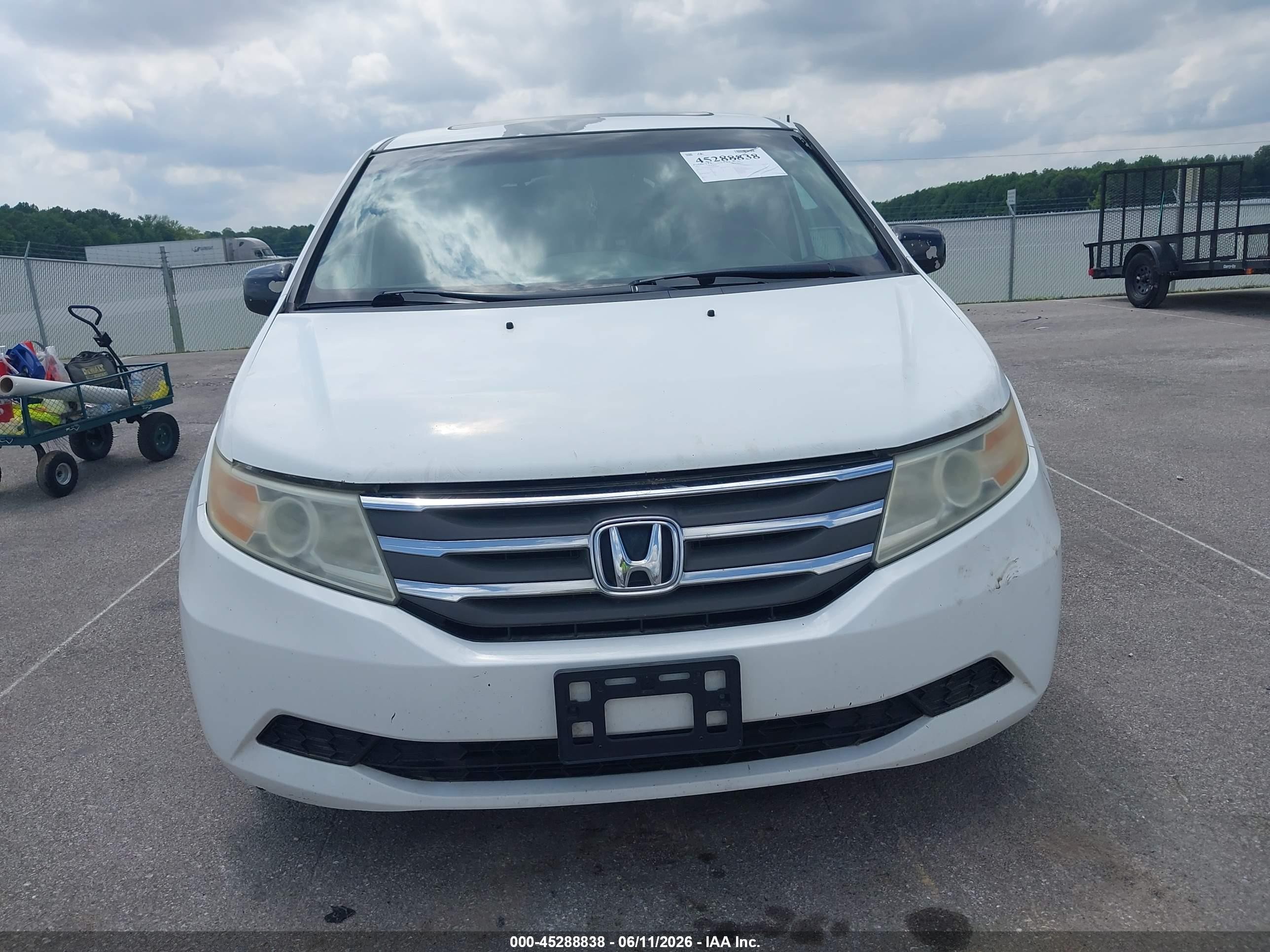 2011 Honda Odyssey Ex-l White vin: 5FNRL5H64BB001080