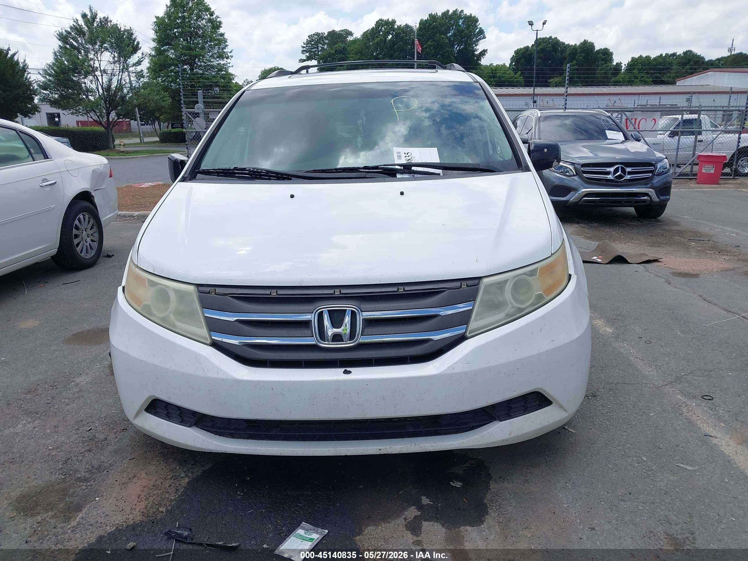2011 Honda Odyssey Ex-l White vin: 5FNRL5H64BB002505