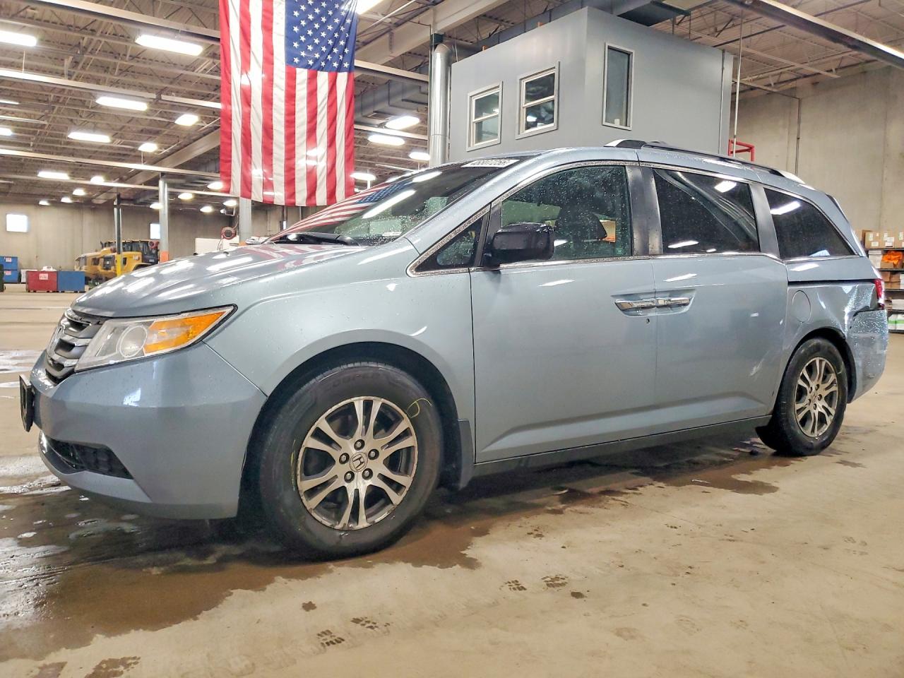 2011 Honda Odyssey Exl Blue vin: 5FNRL5H64BB010328