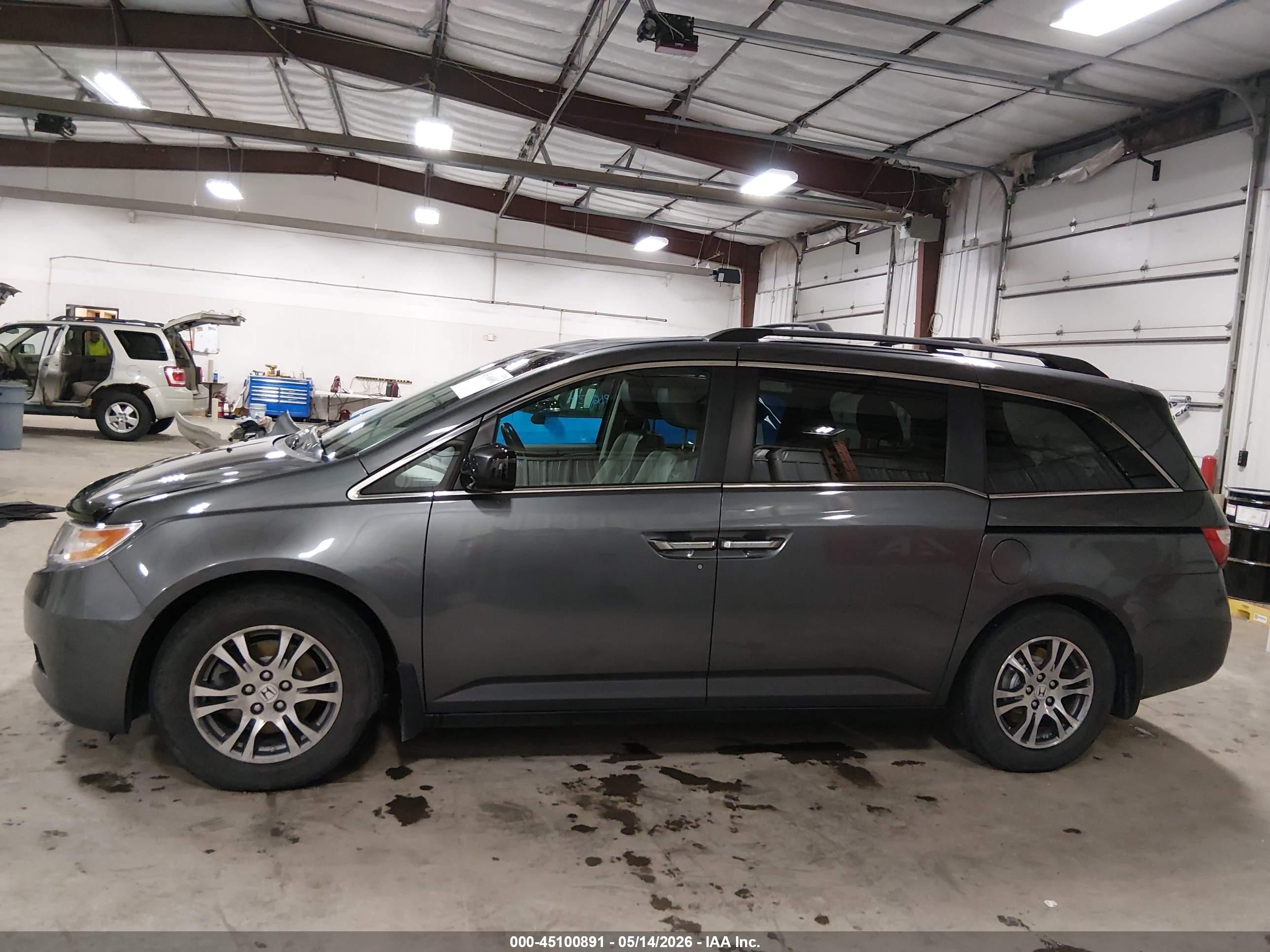 2011 Honda Odyssey Ex-l Gray vin: 5FNRL5H64BB010930