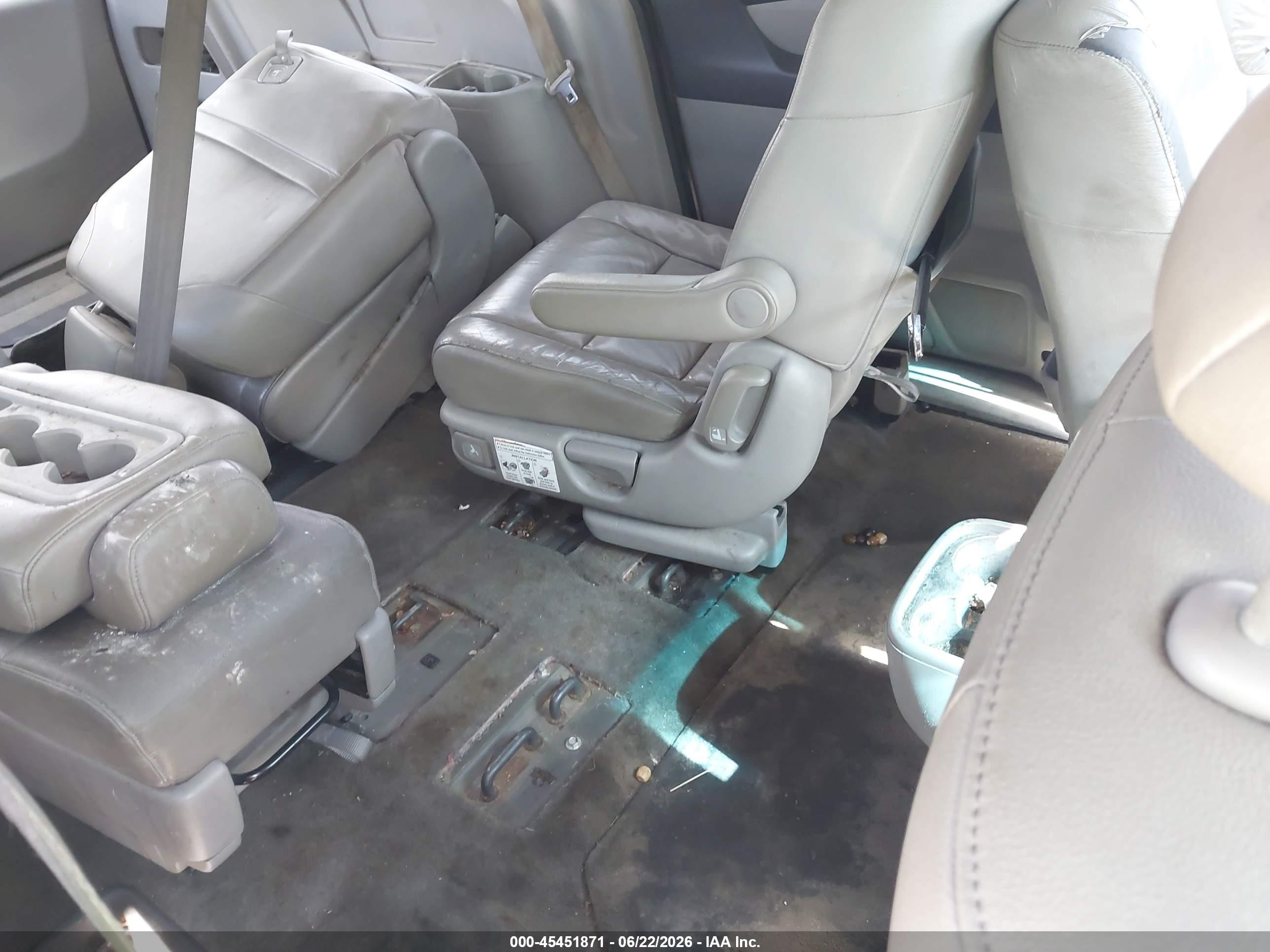 2011 Honda Odyssey Ex-l Gray vin: 5FNRL5H64BB024777