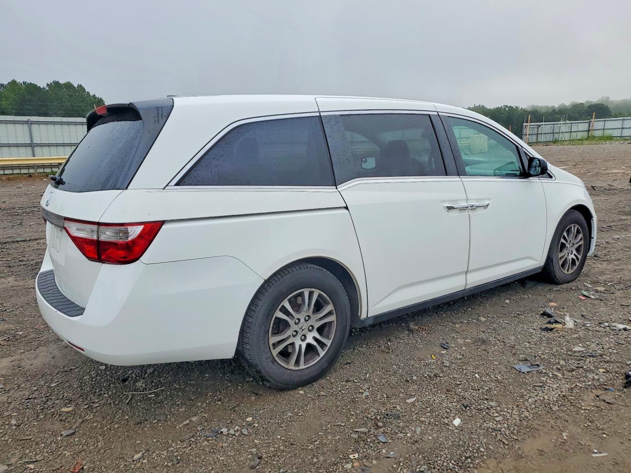2011 Honda Odyssey Exl White vin: 5FNRL5H64BB025184