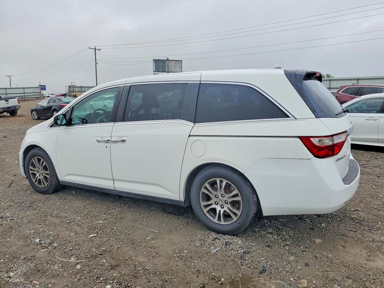 2011 Honda Odyssey Exl White vin: 5FNRL5H64BB025184