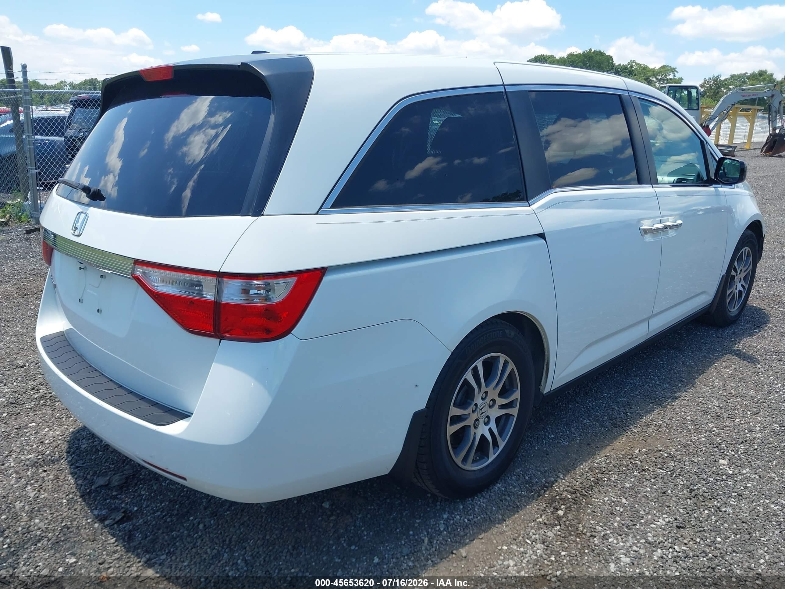 2011 Honda Odyssey Ex-l White vin: 5FNRL5H64BB039926
