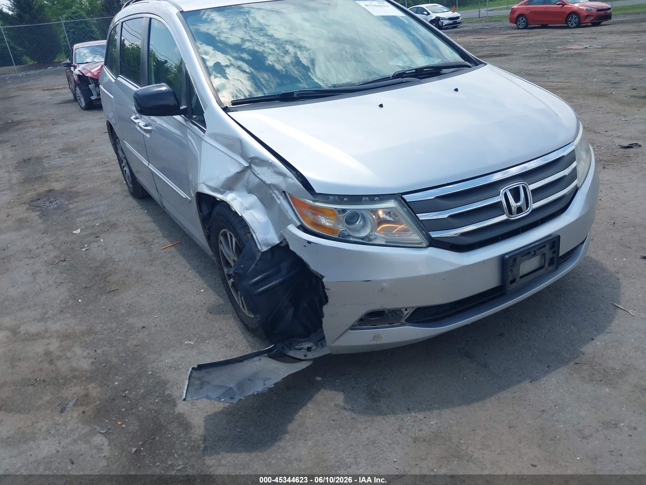2011 Honda Odyssey Ex-l Silver vin: 5FNRL5H64BB041062