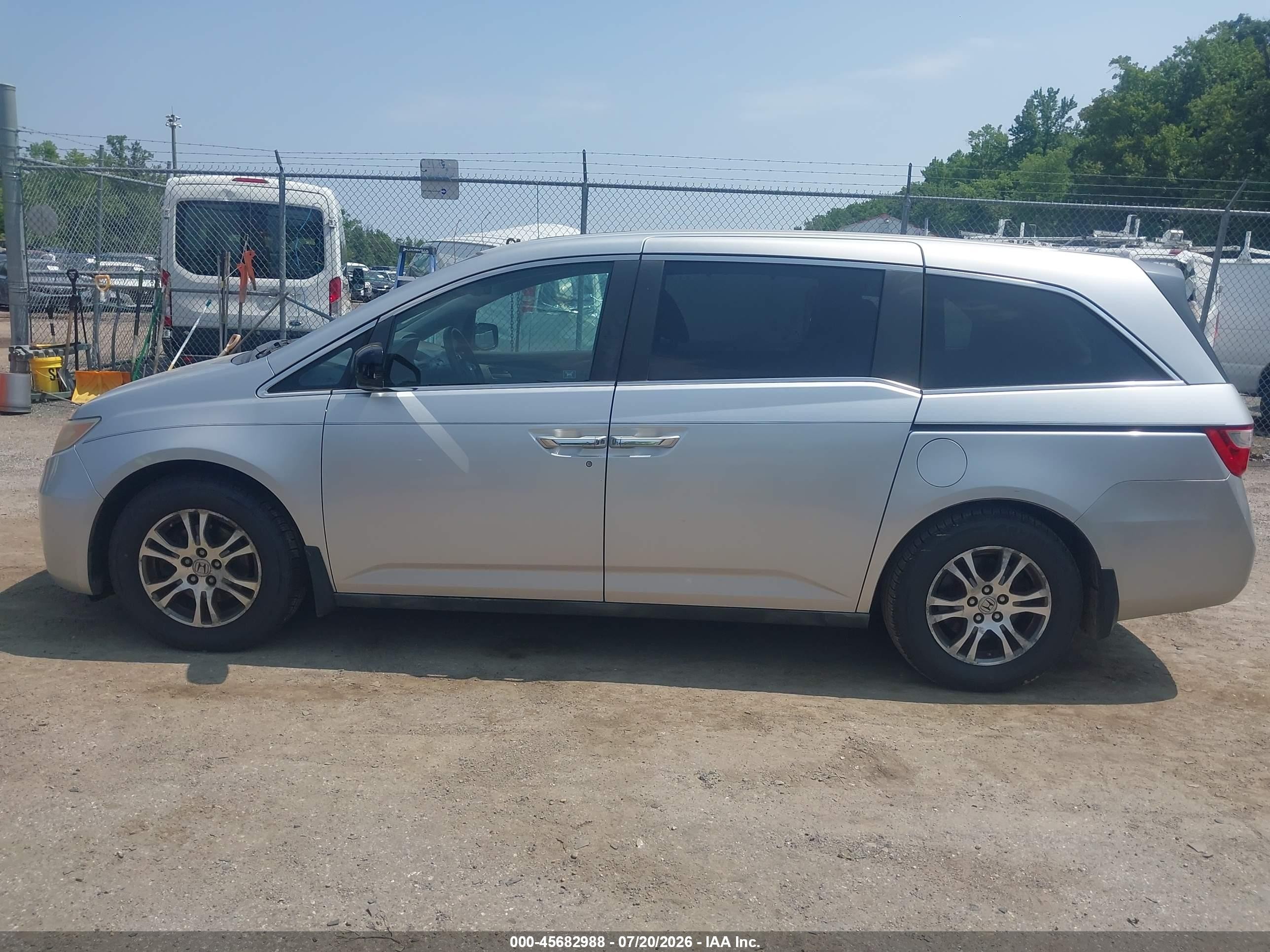2011 Honda Odyssey Ex-l Silver vin: 5FNRL5H64BB044964