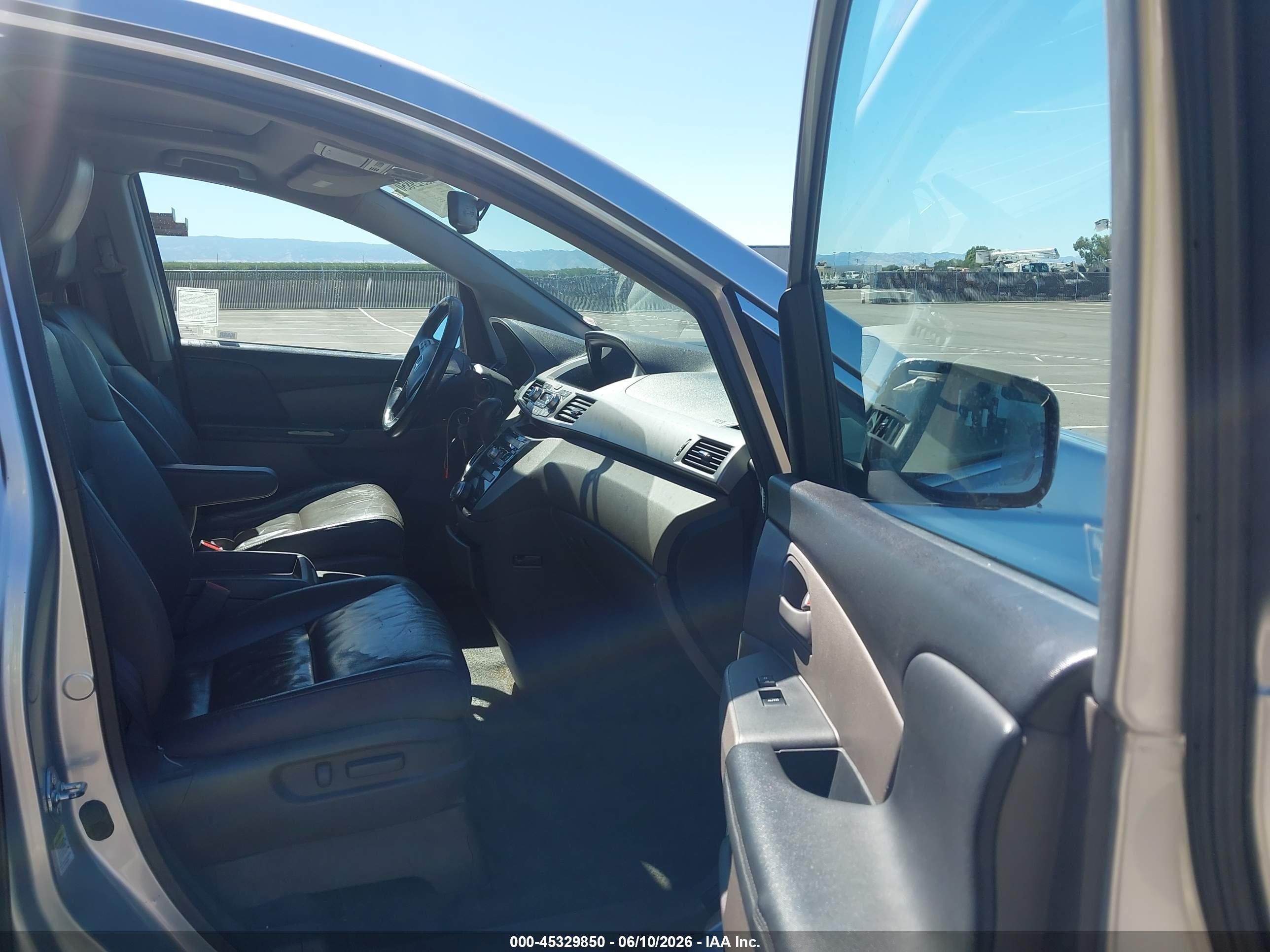 2011 Honda Odyssey Ex-l Silver vin: 5FNRL5H64BB056824