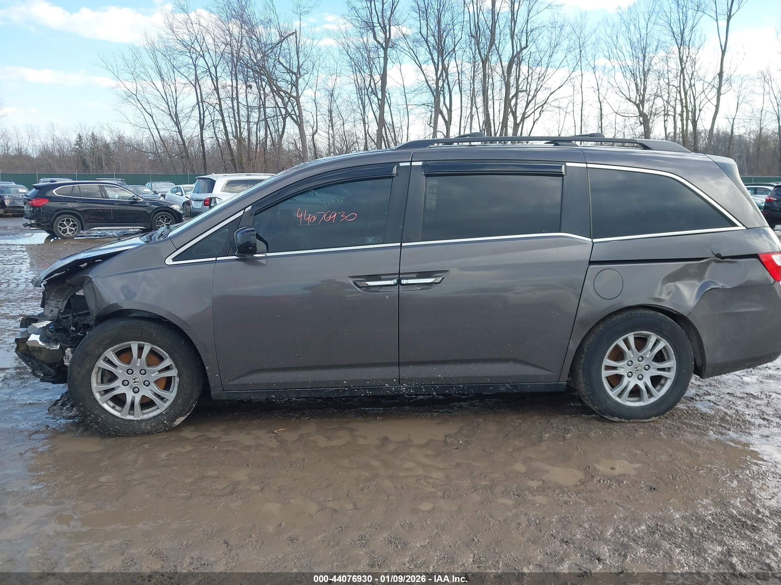 2011 Honda Odyssey Ex-l Серый vin: 5FNRL5H64BB063773