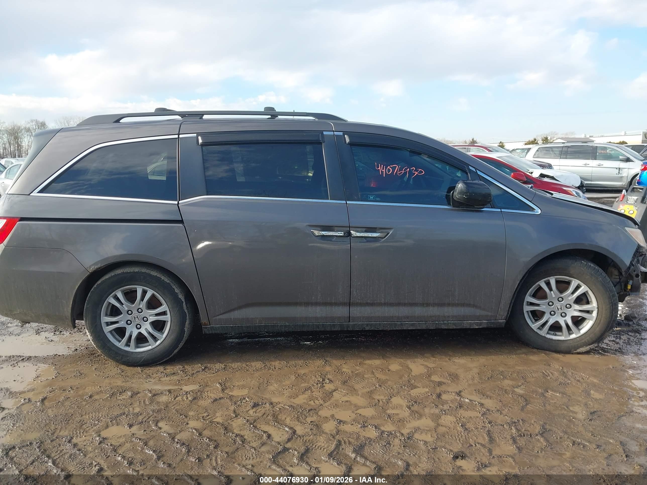 2011 Honda Odyssey Ex-l Серый vin: 5FNRL5H64BB063773