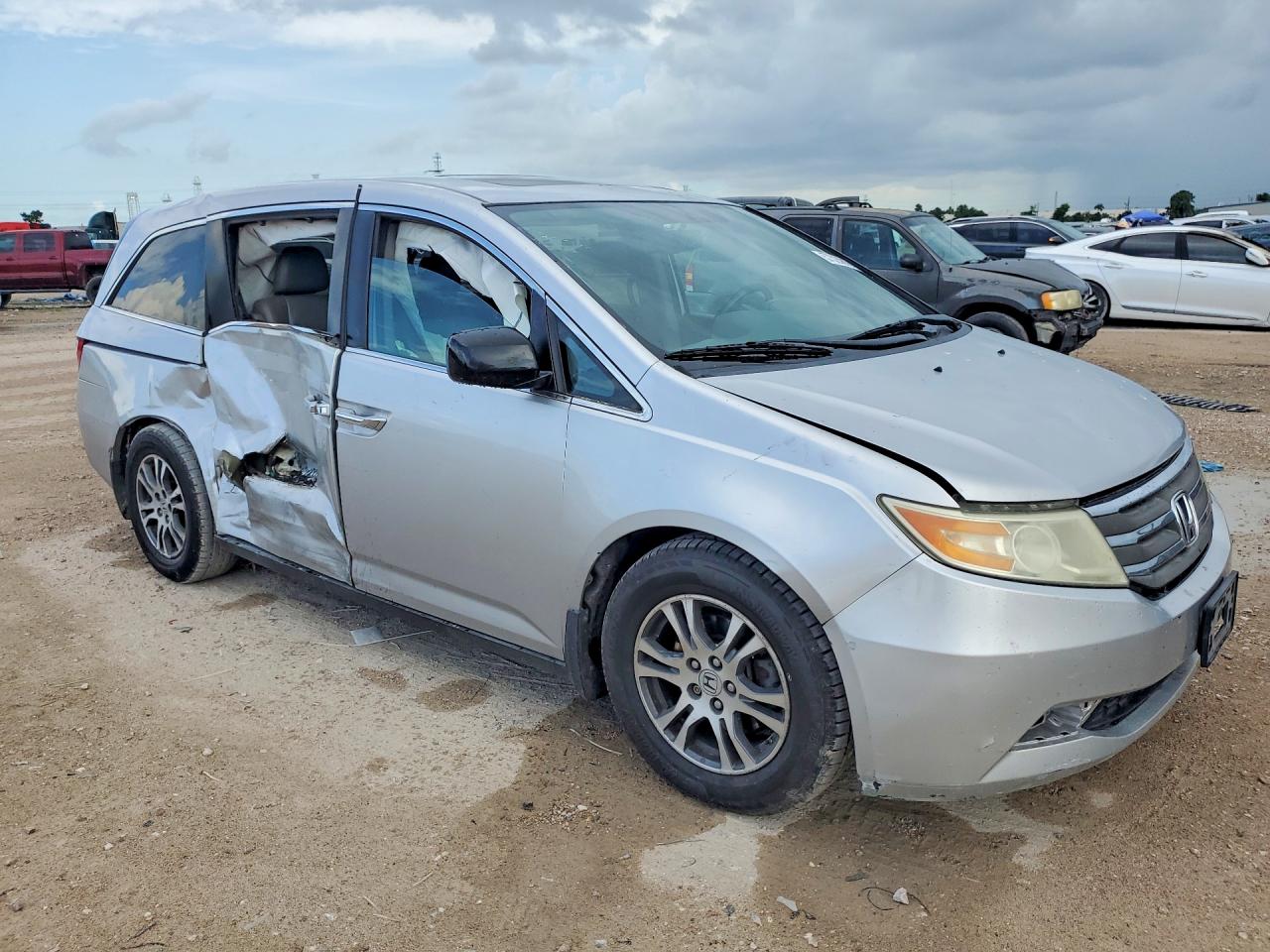2011 Honda Odyssey Exl Silver vin: 5FNRL5H64BB073364