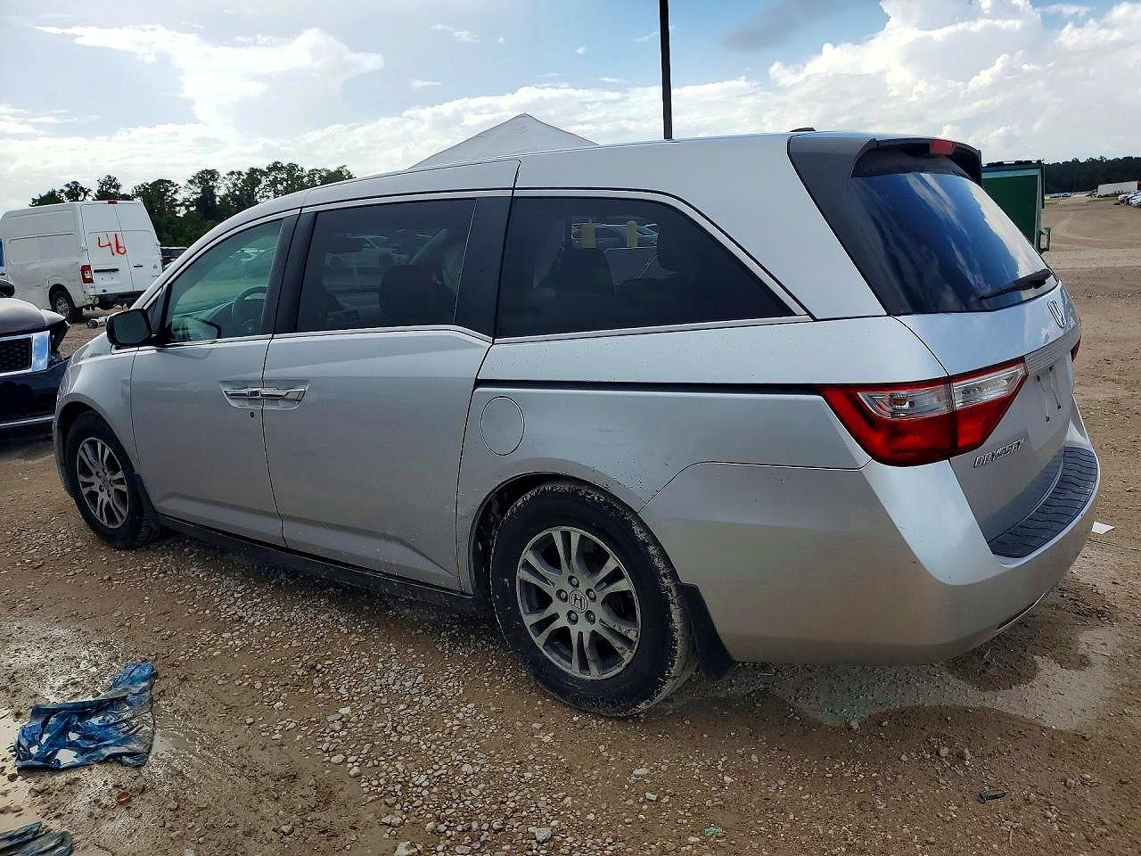 2011 Honda Odyssey Exl Silver vin: 5FNRL5H64BB073364