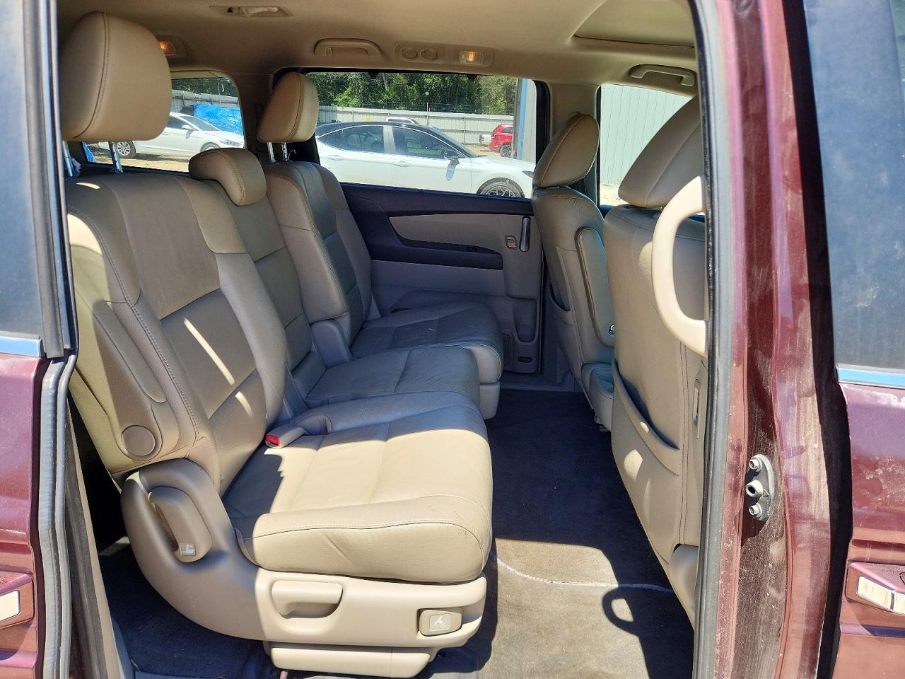 2011 Honda Odyssey Exl Burgundy vin: 5FNRL5H64BB073638