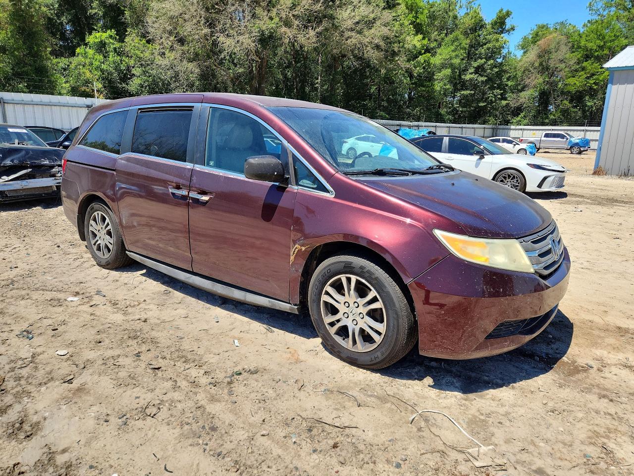 2011 Honda Odyssey Exl Burgundy vin: 5FNRL5H64BB073638