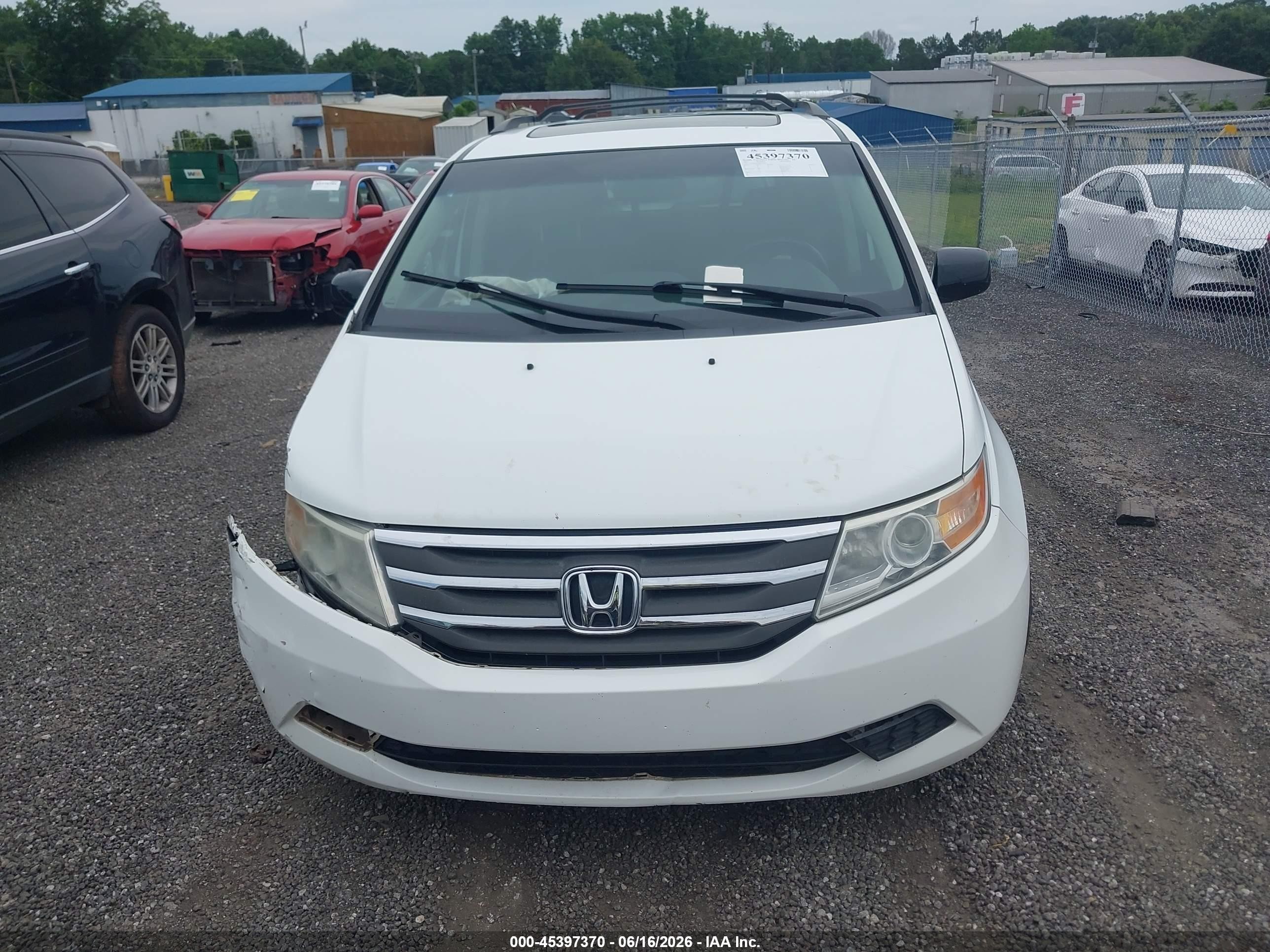 2011 Honda Odyssey Ex-l White vin: 5FNRL5H64BB100062