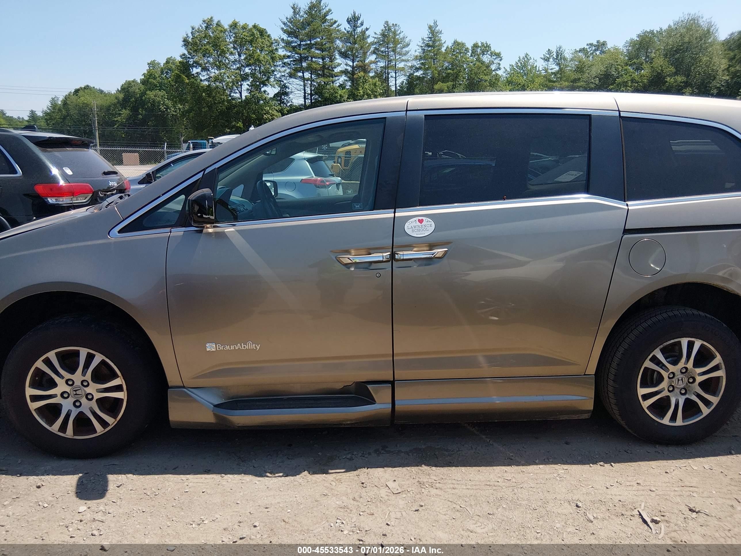 2011 Honda Odyssey Ex-l Brown vin: 5FNRL5H64BB102491